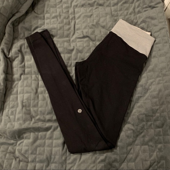 LULULEMON full length wunder under size 4
